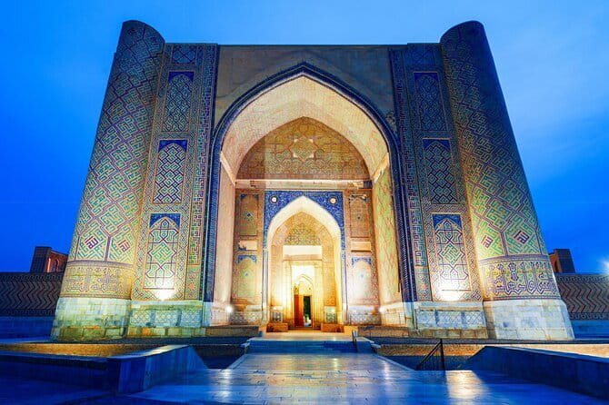 A City Tour Of Samarkand: The Pearl Of The East - Shah-i-Zinda Necropolis: Walking Into a Living Legend