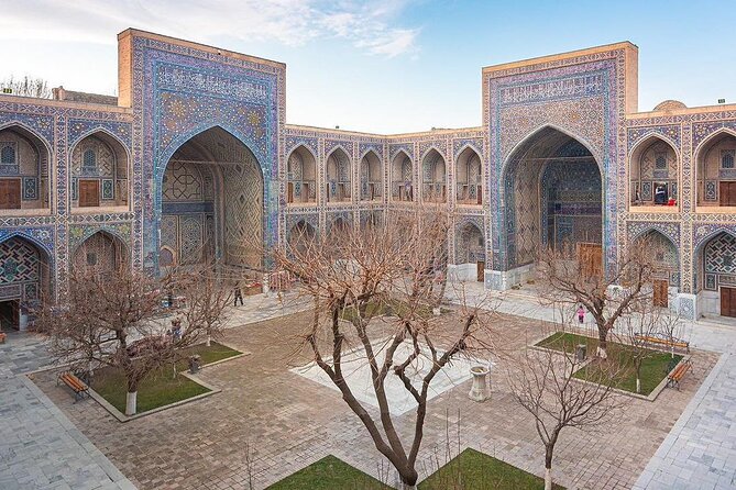 All in One Day Tour of Samarkand from Tashkent - Shah-i-Zinda and Afrasiyab Museum: two very different kinds of wow