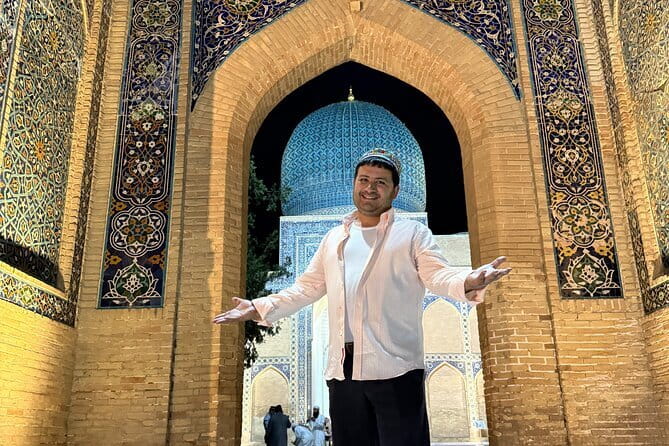 Best of Samarkand: City Tour – Inside Visits Included - Price and logistics, from pickup to group size