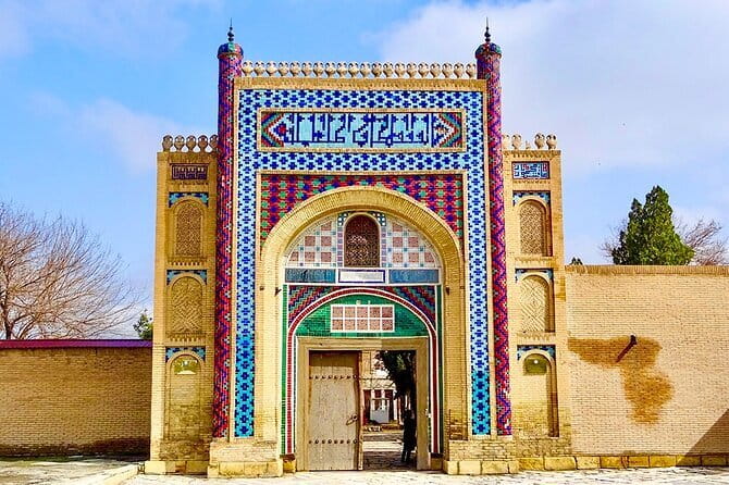 Beyond the Walls: Countryside Tour with Transport and Lunch - Price and Value: $89, Plus About $8 in Entrances