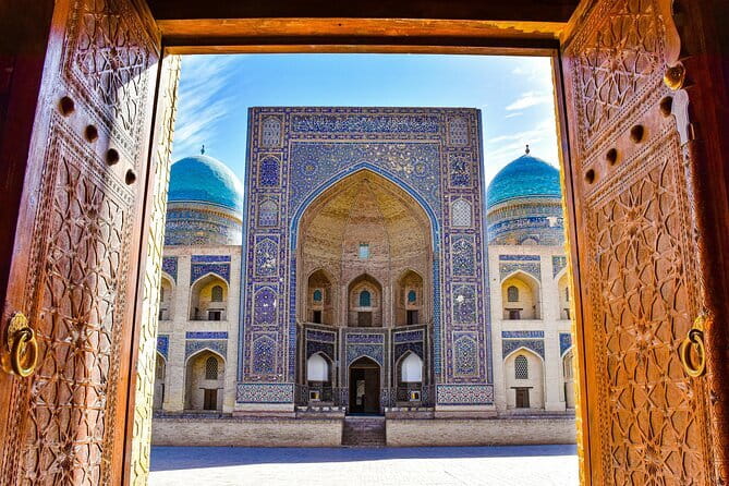Bukhara Historical City Highlights Guided Walking Tour - Stop 1: Nodir Devon Begi Madrasasi and why this complex sets the stage