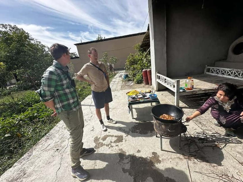 cooking traditional food in Samarkand with local people - O’choq vs Gas, Tandir Bread, and the Hands-on Tech Behind the Taste