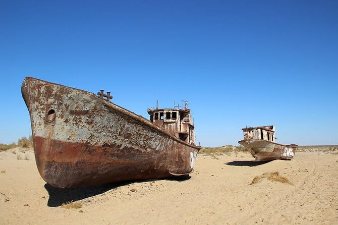 Daytrip from Khiva to Aral Sea Cemetery of Ships. All in one - The Khiva to Aral Sea road reality (and how to handle it)