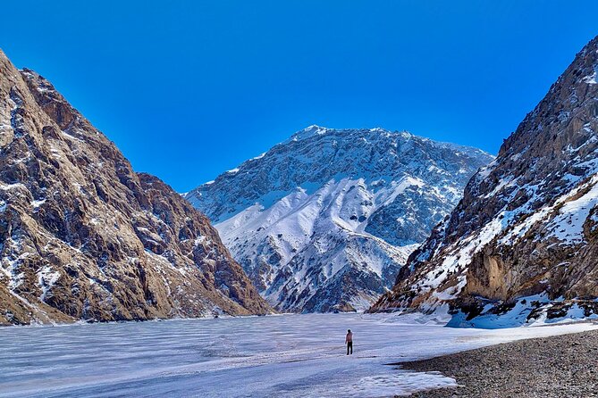 From Samarkand: Day Trip to Tajikistan's Seven Lakes - Seven Lakes of Tajikistan: How the Stops Work in Real Life
