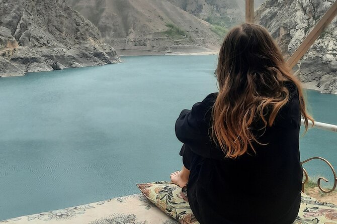 Full Day Private Tour in Seven Lakes from Samarkand - Uzbekistan to Tajikistan at the border: walk, queue, repeat (but you’re not left alone)