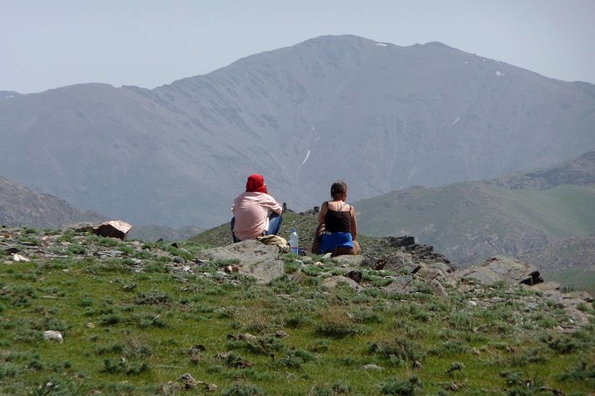 Hiking tour to Hayat, Uhum and Asraf villages - 4 days - Day 4: Easy hike to Eski Forish and the medieval observation ruins