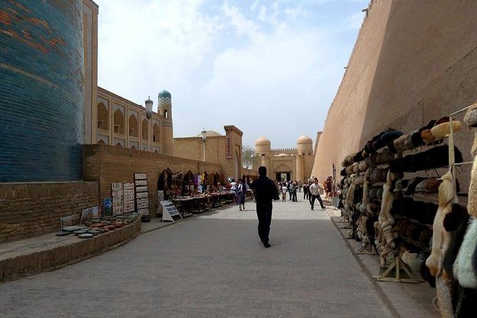 Khiva day tour - Meeting At Itchan Kala A And The 8:00 Start