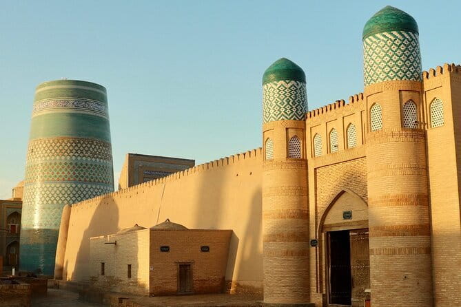 Khorezm Fortress and KyzylKum Desert Private Tour - Toprak Kala: Palace City Feel and Archaeology Finds