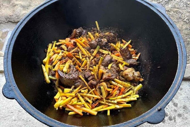 Plov Cooking Class at Local Uzbek House - The short ride to the family home, and what the home setup signals