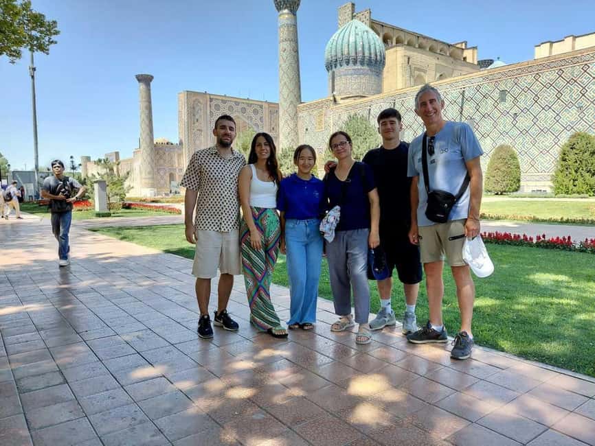 Samarkand Moonlight Tour: A Timeless Night Experience - Bibi-Khanym Mosque: big, silent, and unforgettable at night