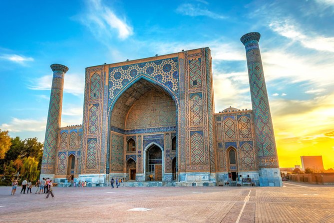 Samarkand One Day Tour - Departure From Tashkent - Shah-i-Zinda Mausoleums: The Walk That Feels Like A Story