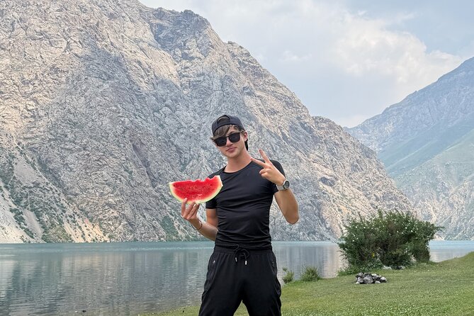 Seven Lakes Tajikistan: All-Inclusive Private Day Tour - The optional trek from the Sixth Lake, when you want more than roadside views