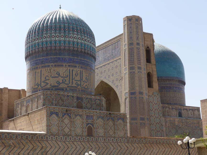 Sunset walking tour of Samarkand - The Ulugbek Observatory finish and why astronomy still feels modern