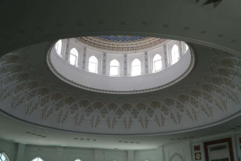 Tashkent: City Tour with Pro Photography, Lunch & Dinner - Chorsu Bazaar at tea, sunset, and dinner