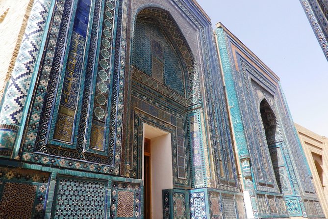 The Golden City of Samarkand: A Self-Guided Audio Tour - Finding the start point on Shah-i-Zinda Street (and why it matters)