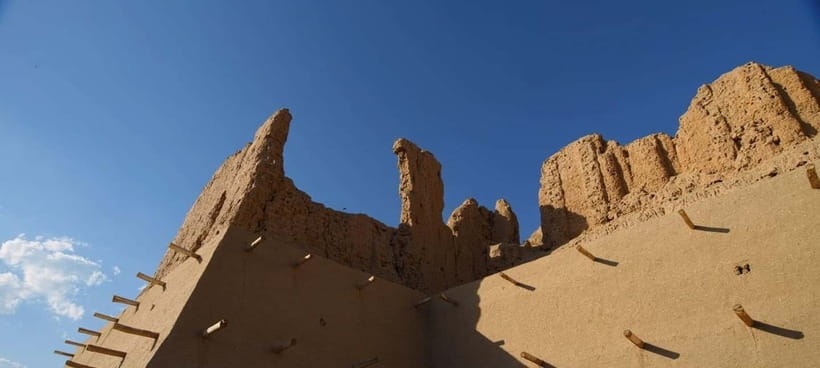 Tranfer Khiva - Bukhara via Ancient Fortresses - Pickup in Khiva: start at Ata darwaza or your hotel